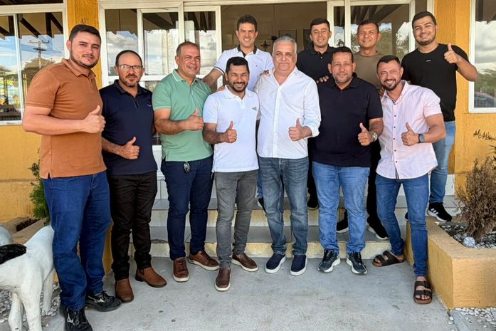 Pré-candidatura de Alfredo Gaspar ao Senado ganha força no Agreste com adesão em massa de vereadores de Feira Grande