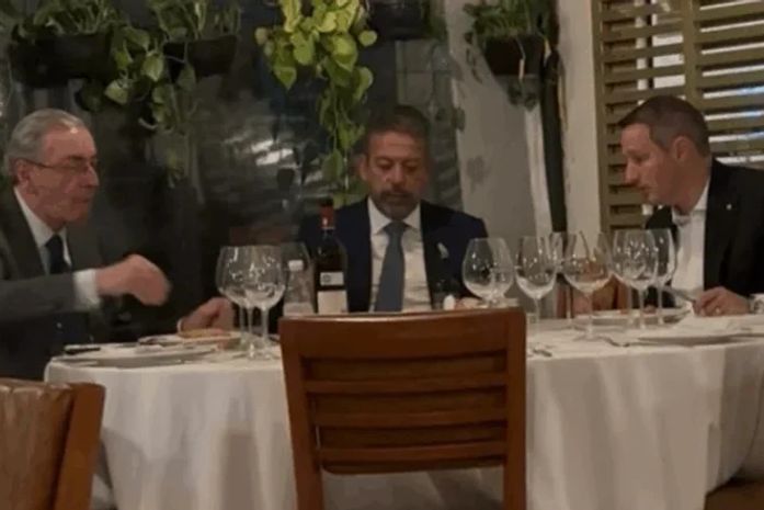 Jantar “discreto” de Cunha, Lira e Derrite incomoda Renan Calheiros que transforma foto em pauta nacional