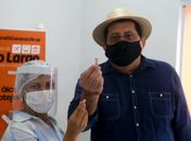 Pessoas com 38 anos poderão se vacinar contra a covid-19 a partir desta terça-feira (6)