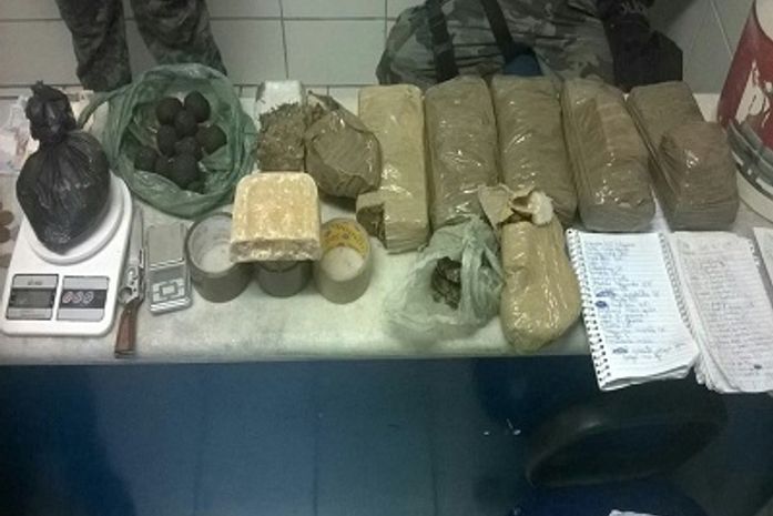 Operação prende foragido da justiça com 11kg de drogas