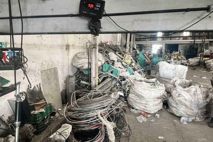 Polícia recupera mais de 200 kg de cabos de energia em ferros-velhos de Maceió