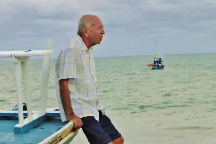 Carlos Moura, cantor e compositor