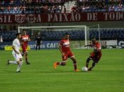 CRB sofre “apagão” e é goleado pelo Avaí no Rei Pelé