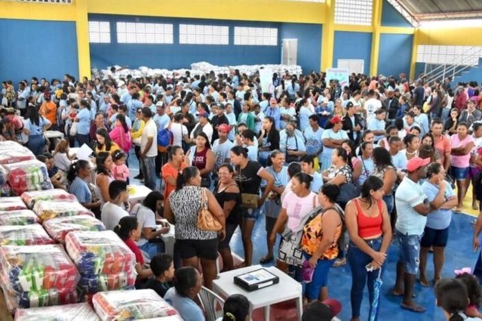 Programa Major Feliz entrega mais uma remessa de cestas básicas a famílias carentes do município