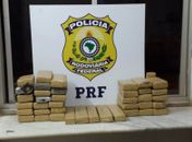 PRF de Goías prende mulher que transportava 35kg de maconha para AL