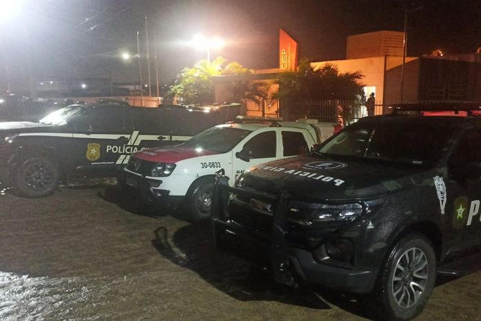 Dupla de jovens é presa suspeita de tráfico durante operação policial integrada no Sertão de AL