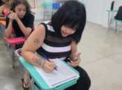 Curso gratuito de inglês da Prefeitura de Maceió transforma relação de aluna com o idioma