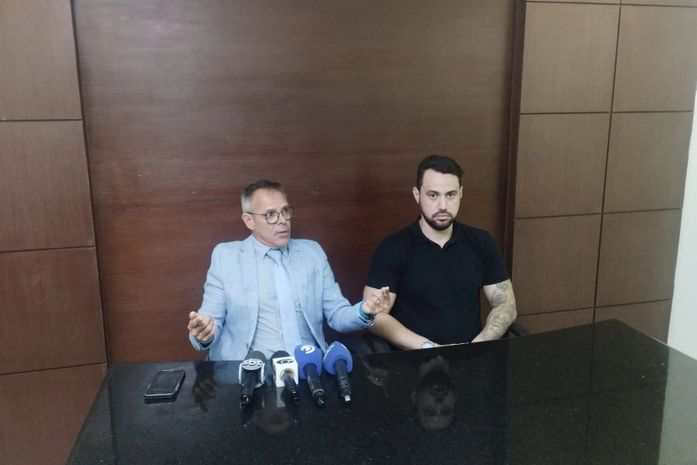 Empresário nega ter incendiado apartamento da namorada e diz que fogo começou 40 minutos após deixar local; segundo ele, ex precisava de "ajuda" para viajar