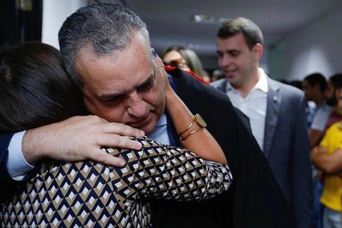 Emocionado, Alfredo Gaspar deixa o MPE