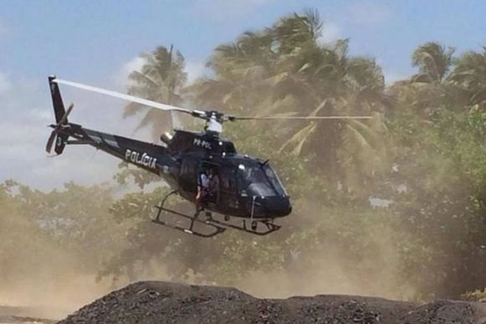 Aeronave Long Ranger, ou Falcão 02, será utilizada, a partir de agora, no combate à criminalidade no Agreste (Foto: Ascom Sedres)