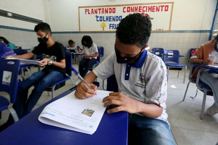 Prova vai avaliar alunos das redes estadual e municipais
