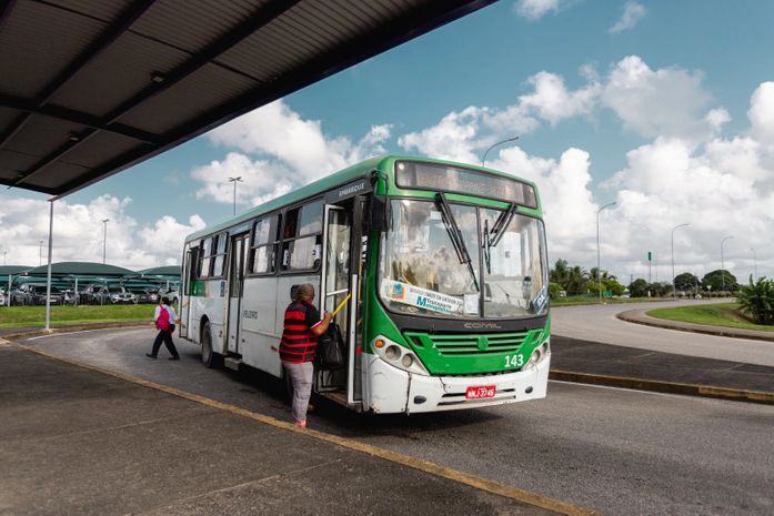 População de Rio Largo denuncia descaso constante da Veleiro no transporte público