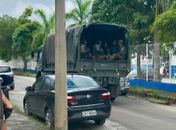 Militares deixam o Fórum após serem ouvidos pela juíza.