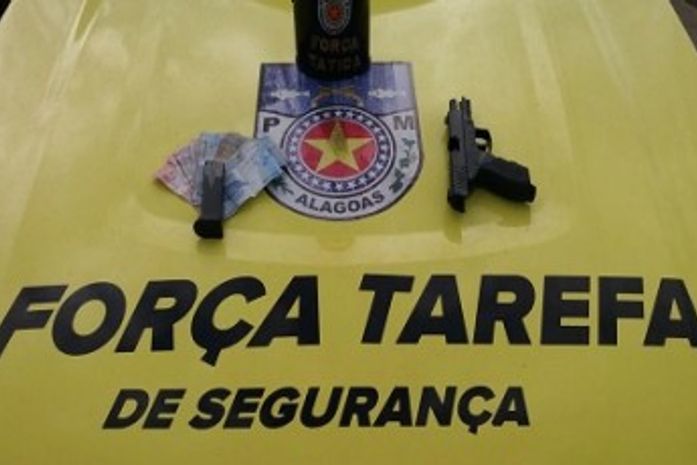 Polícia apreende três adolescentes suspeitos de assaltar taxista no bairro do Prado