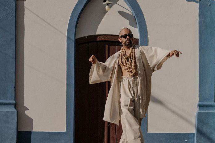 Janu lança novo clipe “de todas as coisas” e faz show gratuito no Sesc Arapiraca