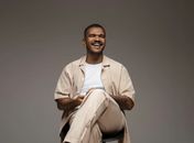 Lucas Cupertino se apresenta em Maceió nos dias 18 e 19 com a mini tour “Estações”