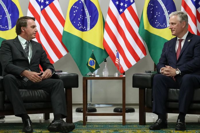 Brasil e banco americano assinam acordo de US$ 1 bi em investimentos