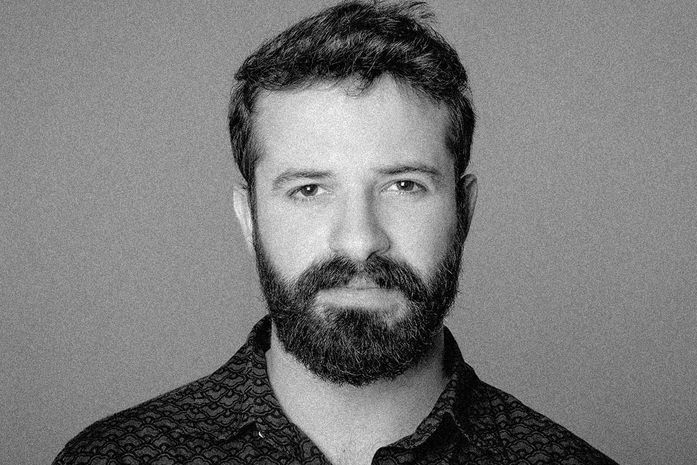 Victor Caesar lança novo Ep “Pecado Ltda. - A maravilhosa fábrica do pecado”