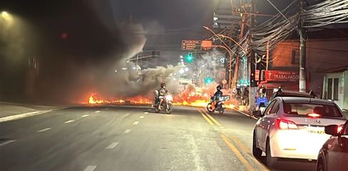 Caos se repete: trânsito vira pesadelo com interdição por obras e protesto na parte baixa da capital
