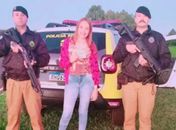 

Mulher realiza sonho de ser parada em blitz e  viraliza nas redes