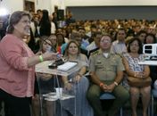 Célia defende mobilização social para prevenir a violência