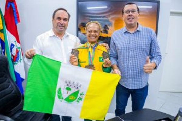 Carminha conquista mais uma medalha de ouro para Arapiraca
