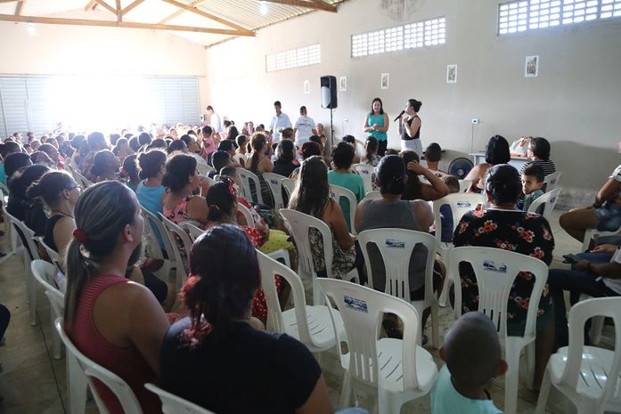 Moradores do residencial Agreste em Arapiraca recebem serviços sociais gratuitos