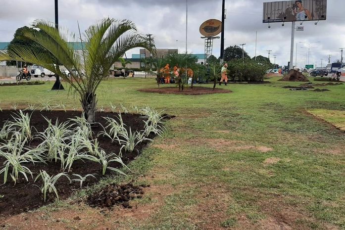 Trevos e praças são revitalizados para comemorar o aniversário de Arapiraca