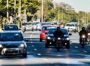 Lei dos faróis baixos será retomada a partir desta quinta-feira, 20