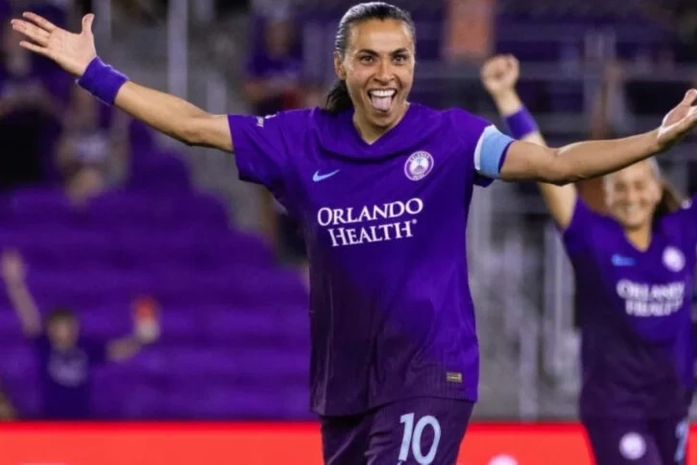 Marta concorre a prêmio da Fifa que leva o nome dela mesma