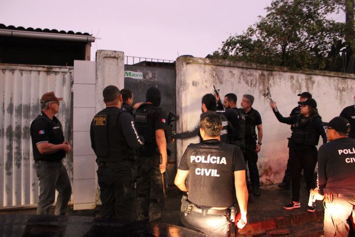 Vídeo: 80 mandados de busca e apreensão e de prisão são cumpridos em Maceió e outros municípios; 31 pessoas já foram detidas