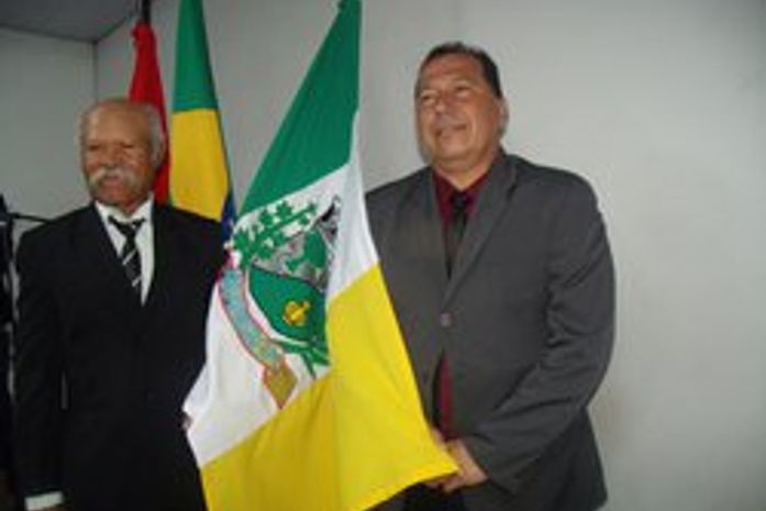 "Homenagem" a treinador de futebol acusado de pedofilia pelo Legislativo de Arapiraca repercute em todo Estado