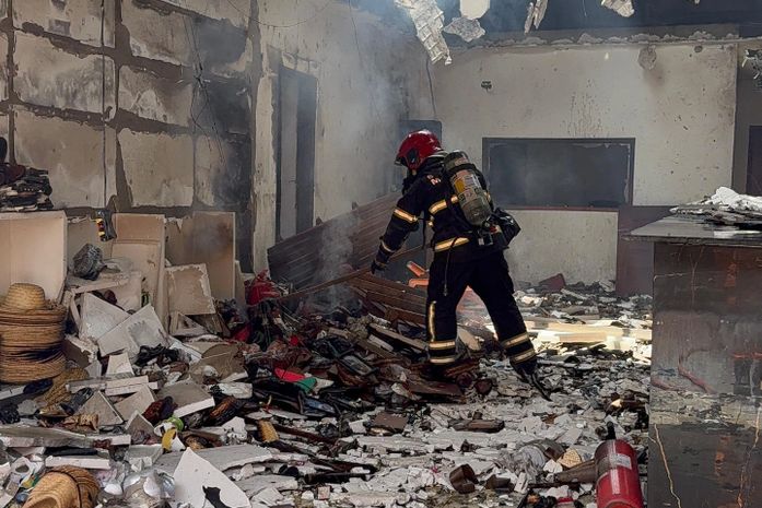 Rastro de destruição: veja como ficou loja de fogos após incêndio em Arapiraca