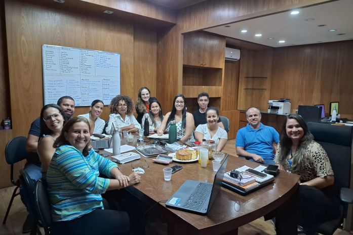 PGM faz treinamento sobre nova lei de licitações com servidor@s da Semuc. Que massa!