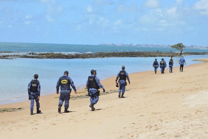 Fiscalização notifica e interdita estabelecimentos por descumprimento do decreto de distanciamento