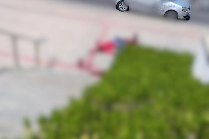 Suspeito de tentar assaltar van é baleado e morre em frente a shopping em Maceió