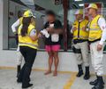Ronda no Bairro presta assistência à mulher vítima de violência doméstica durante feriadão, no Benedito Bentes