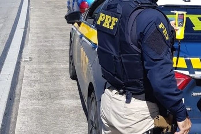 Dois motoristas embriagados são presos pela PRF durante o fim de semana