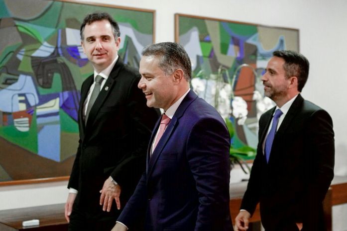Em Brasília, Renan Filho se reúne com presidente do Senado para tratar de investimentos estratégicos em Alagoas