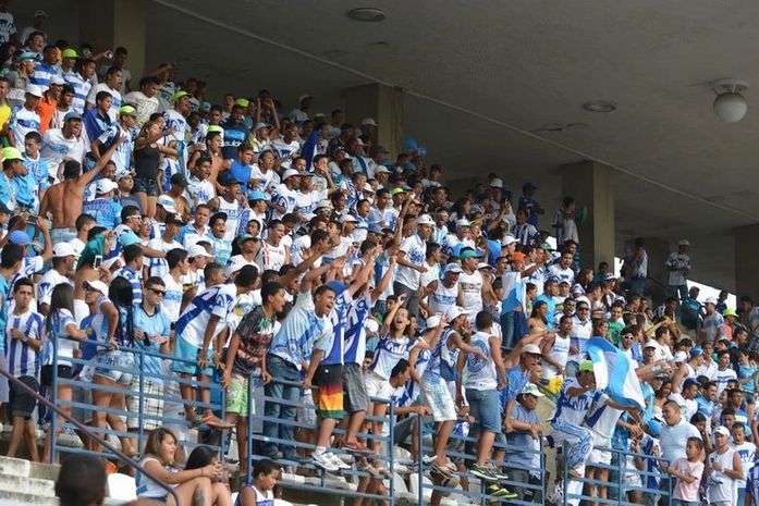 Torcida do CSA no Rei Pelé