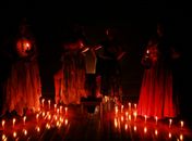Espetáculo teatral retrata força e empoderamento feminino dentro dos terreiros de axé a partir de lendas de pombagiras