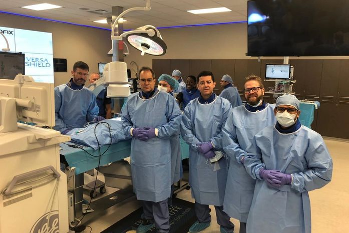 Cirurgia de coluna pode ser minimamente invasiva, diz neurocirurgião