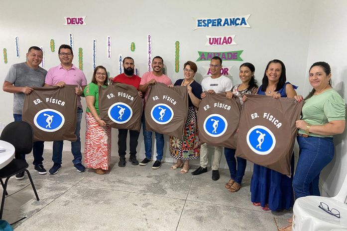 Tainá Veiga inicia entrega dos kits de educação física às escolas da rede municipal de Lagoa da Canoa