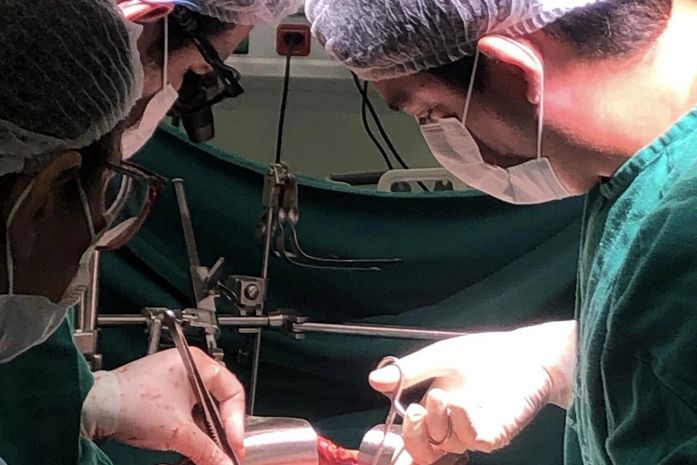 Paciente que realizou segundo transplante hepático no Hospital do Coração Alagoano recebe alta