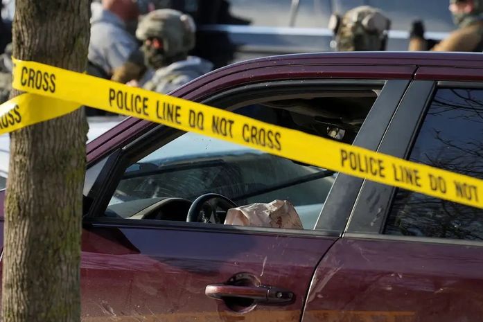 Agente de imigração atira e mata mulher em Minneapolis, nos EUA