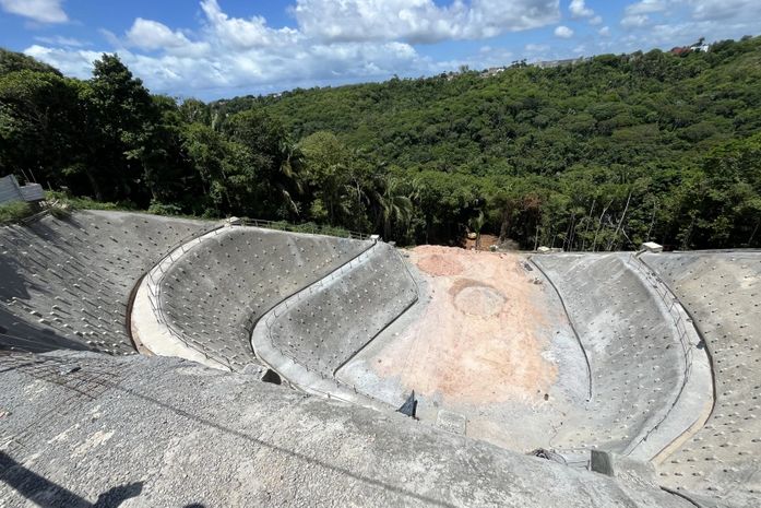 Obra de contenção definitiva na encosta do Conjunto João Sampaio entra na reta final