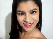 Vítima foi atingida por disparos deflagrados por dupla em motocicleta.