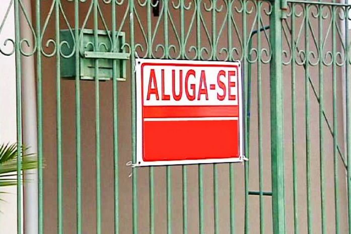 “Não consigo mais pagar para ficar”: alta dos imóveis ameaça permanência de moradores em Maceió