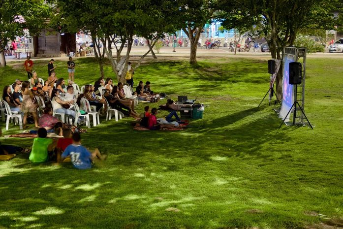 Cine na Rede se despede sob o céu estrelado, celebrando histórias e encontros
