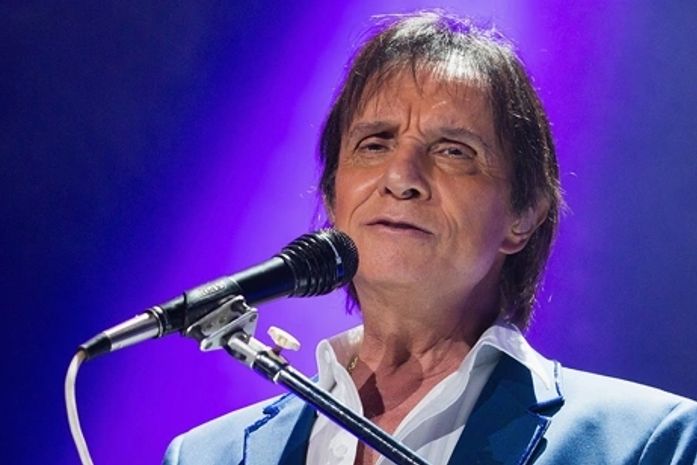 Roberto Carlos é uma das atrações desta sexta-feira (28)